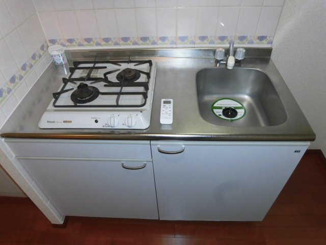 キッチン　システムキッチン（2口ガスコンロ）