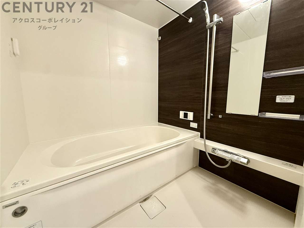 バス・シャワールーム　浴室乾燥・追い炊き機能付きのバスルーム♪