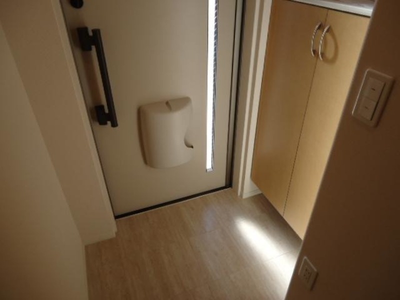 玄関　図面と現状に相違がある場合には現状を優先