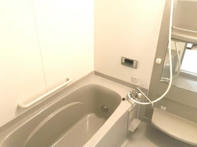 バス・シャワールーム　同物件別部屋写真（実際は現況を優先いたします）