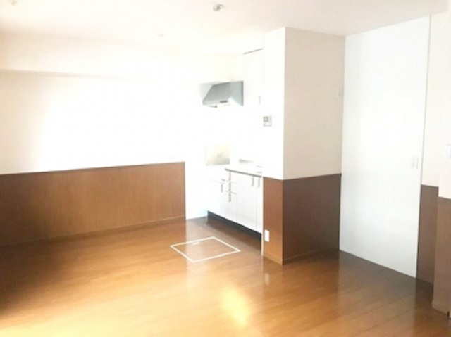 居室・リビング　同物件別部屋写真（実際は現況を優先いたします）