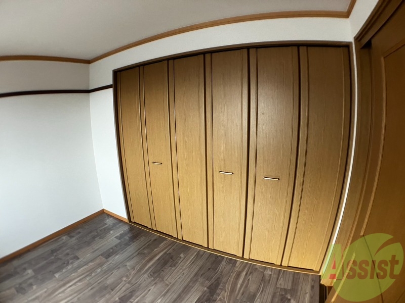 収納　洋室のクローゼット。広さは十分そうです。