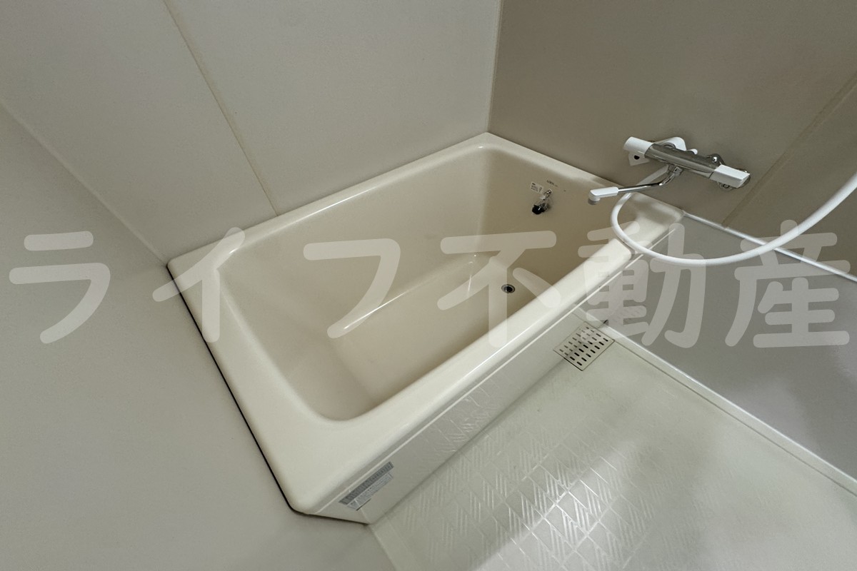 バス・シャワールーム　お風呂で日々の疲れを落としましょう