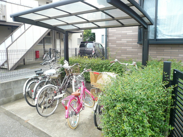 その他共有部分　自転車はこちらへ