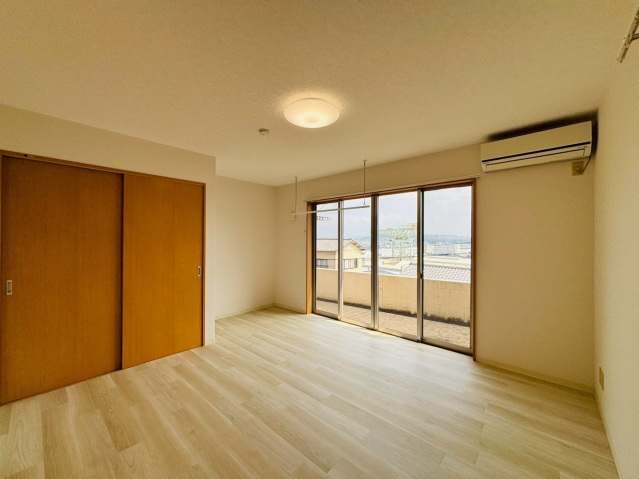 その他設備　★室内物干し付き★