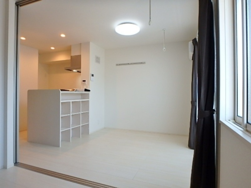 居室・リビング　図面と現状に相違がある場合には現状を優先