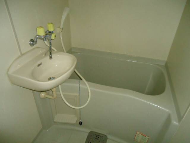 バス・シャワールーム　浴室