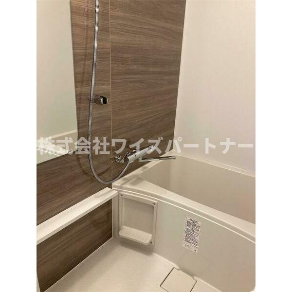 バス・シャワールーム　※同型タイプの為、現状優先