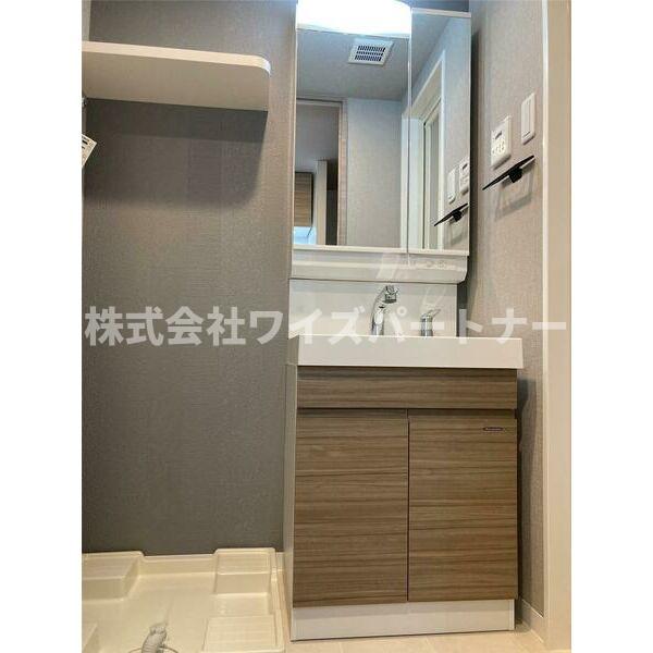 洗面設備　※同型タイプの為、現状優先