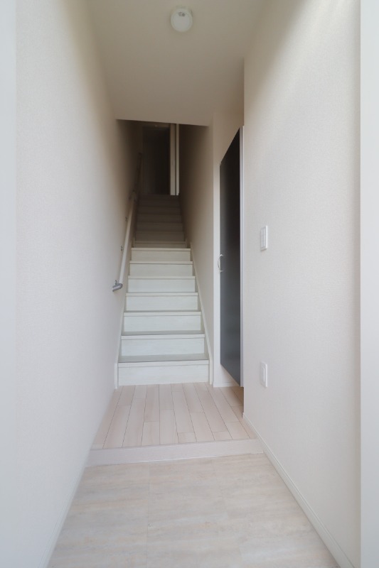 玄関　図面と現状に相違がある場合には現状を優先