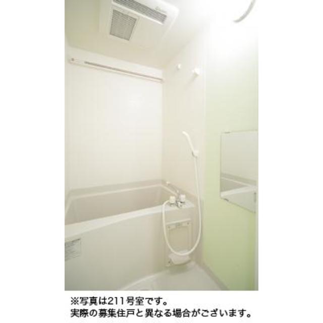 バス・シャワールーム　※写真は同タイプ住戸です。