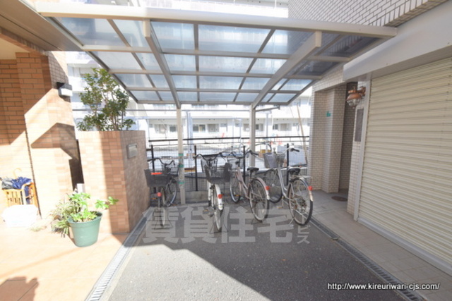 駐車場　駐輪場