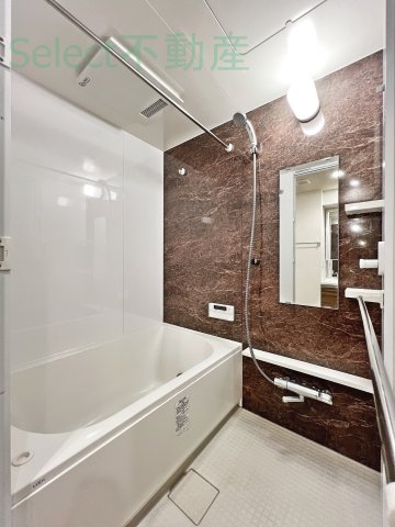 バス・シャワールーム