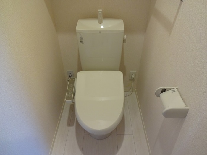 トイレ　トイレもきれいです
