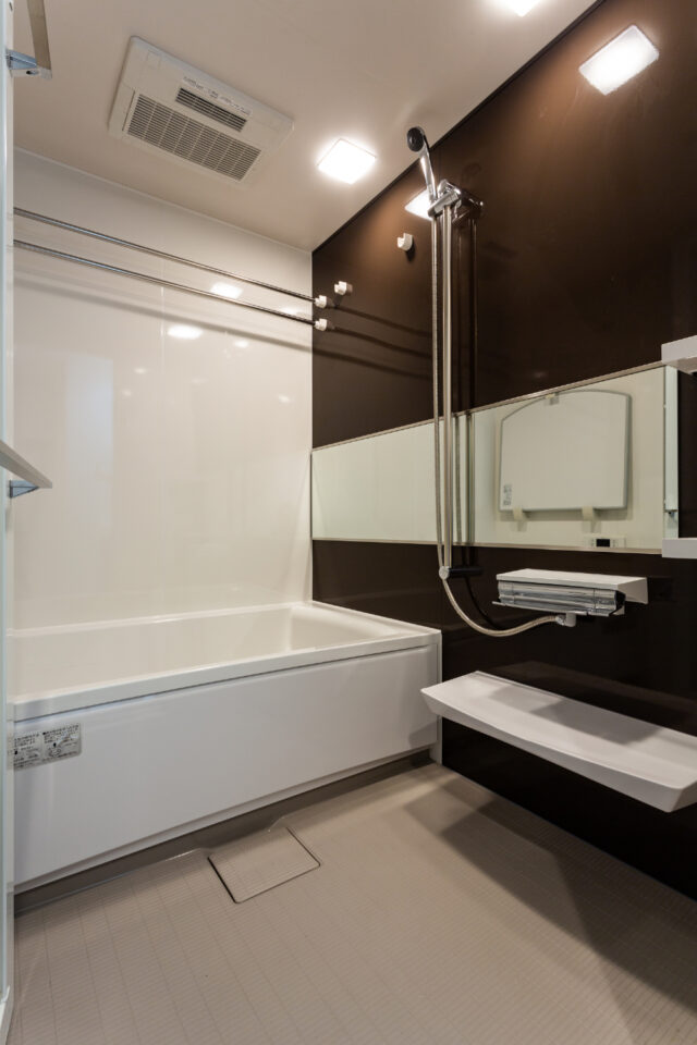 バス・シャワールーム　風呂