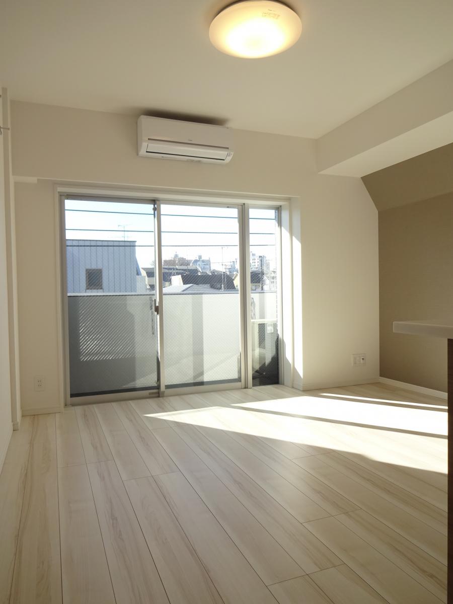 居室・リビング　リビング