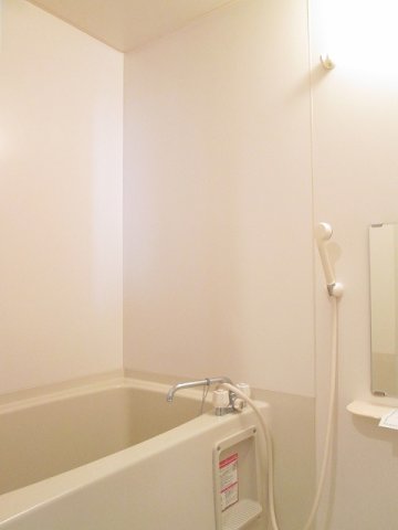 バス・シャワールーム　日々の疲れを癒すお風呂付です