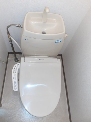 トイレ　ゆったりとした空間のトイレです