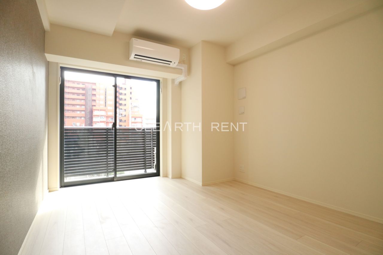 居室・リビング　同タイプ別住戸写真となります。現況と異なる場合がございます。