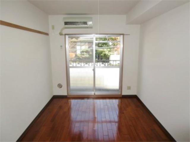 居室・リビング　居室