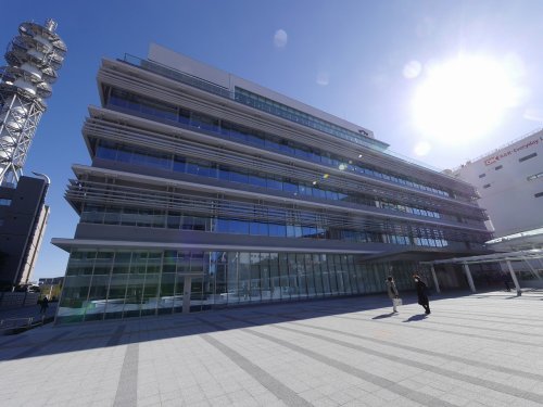 役所　藤沢市役所（役所）まで685m