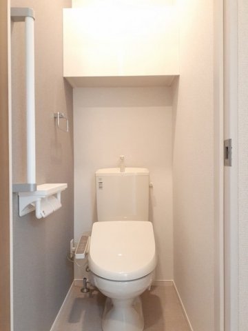 トイレ　清潔感のあるトイレです