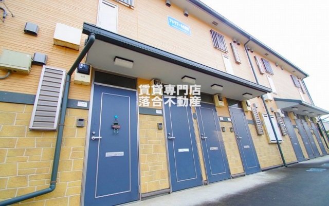 建物外観　おしゃれな建物