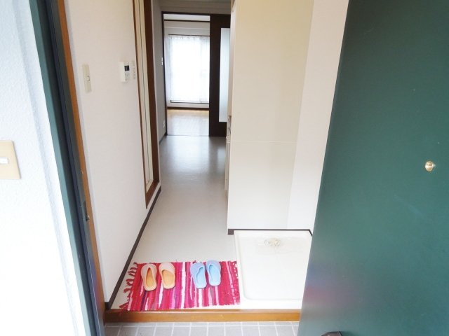 玄関　別の部屋の写真です