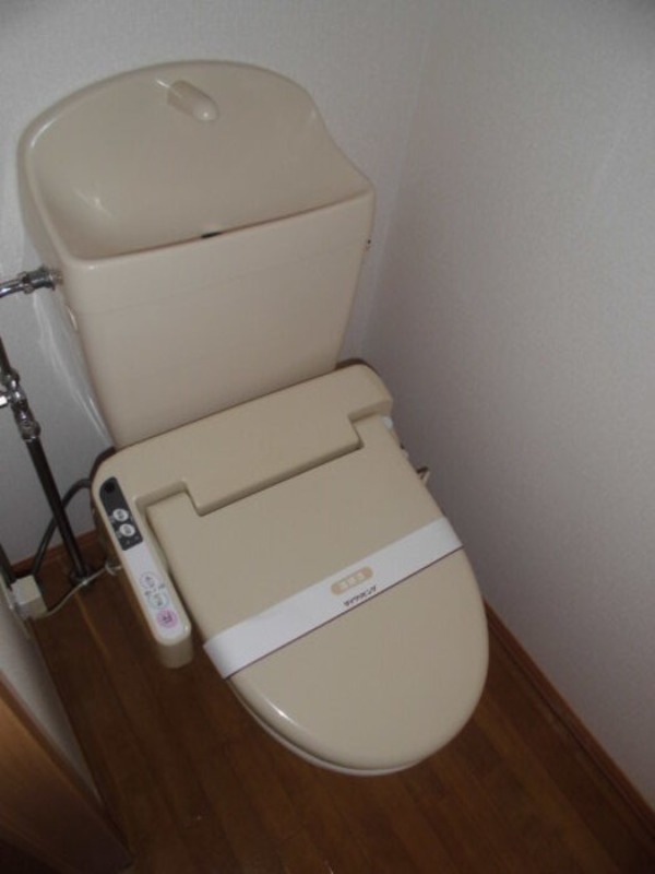 トイレ　図面と現状に相違がある場合には現状を優先