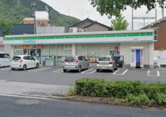 その他　ファミリーマート 三原館町店582ｍ