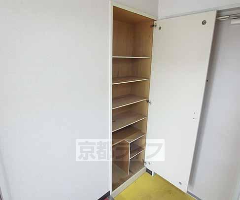 その他設備　シューズボックスです。