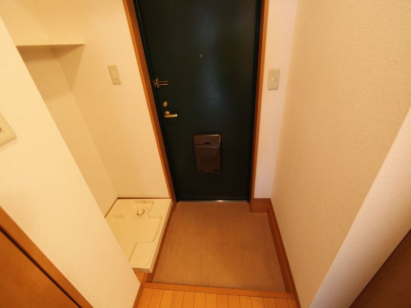 玄関　玄関　シューズボックス付