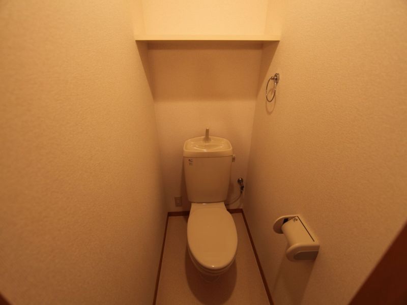 トイレ　温水洗浄便座取付け可