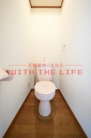 トイレ　落ち着いたトイレです