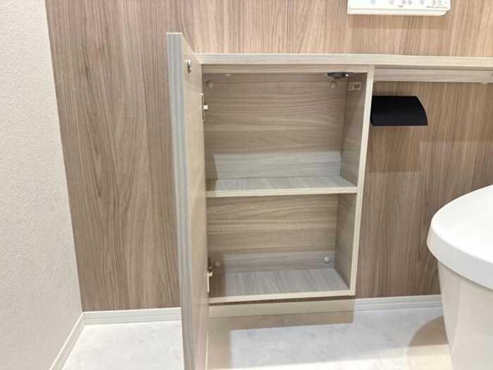トイレ　トイレ収納