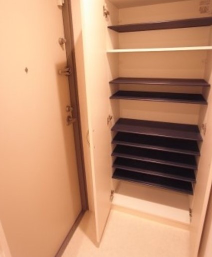 玄関　☆設備充実☆