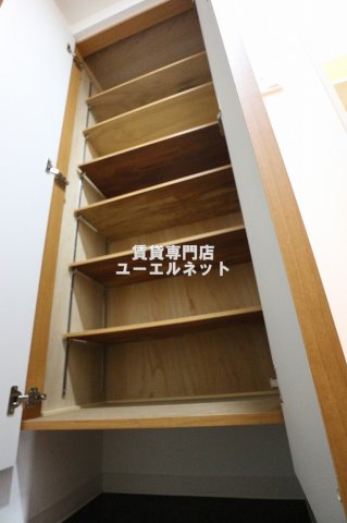 その他設備　収納力たっぷりのシューズボックスで玄関すっきり！