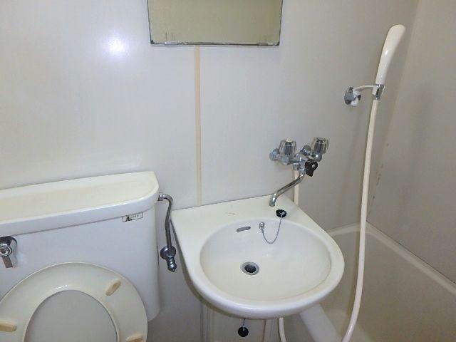 洗面設備　※同棟別室参考写真