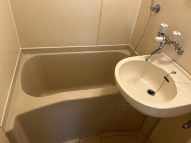 バス・シャワールーム　同仕様・参考写真です。