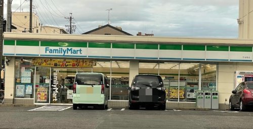 コンビニ　ファミリーマート 今池南店（コンビニ）まで403m