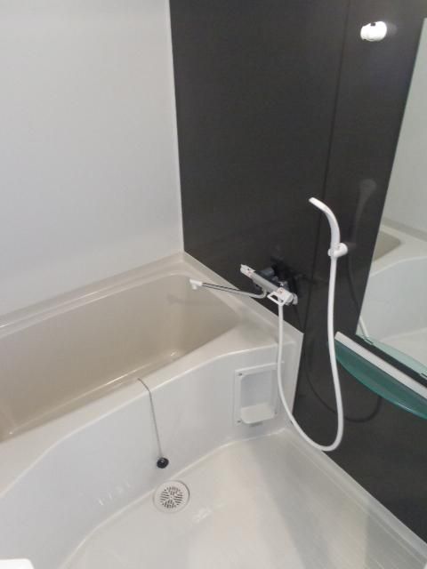 バス・シャワールーム　浴室乾燥付バス
