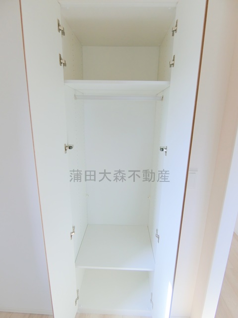 収納　洋室4.1帖の収納　クローゼット