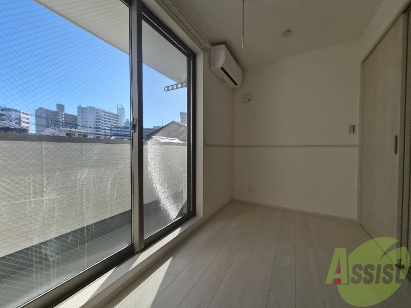 その他部屋・スペース　３．５帖の洋室もございます。寝室としてご利用できます。