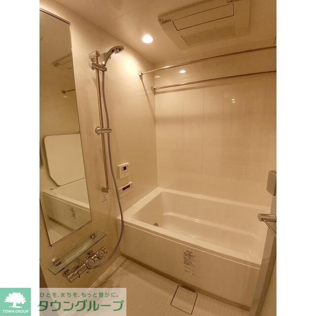 バス・シャワールーム　※写真は同タイプ住戸です。