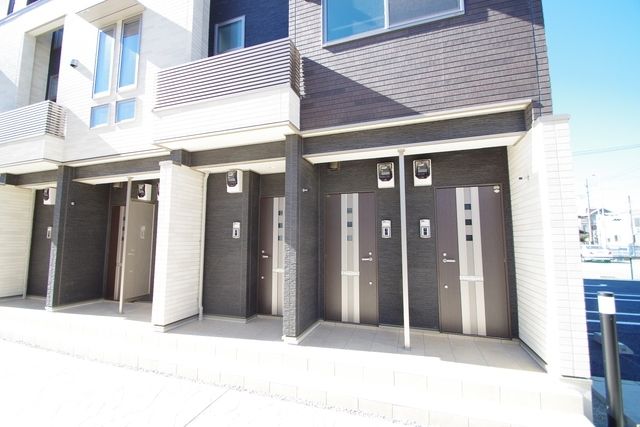 エントランス　★建物入口です★