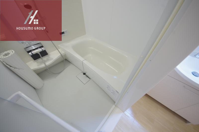 バス・シャワールーム　落ち着いた空間のお風呂です