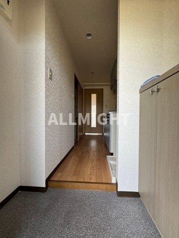 玄関　★お部屋探しはオールマイト不動産までご相談下さい♪