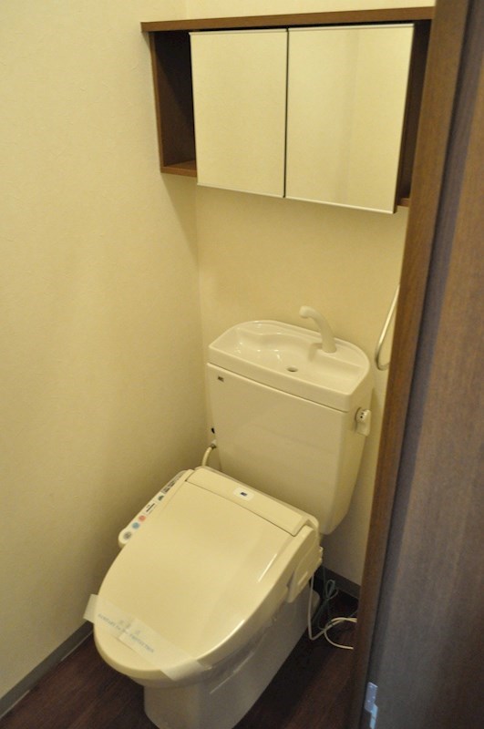 トイレ　※205