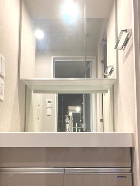 洗面設備　※写真は同タイプ住戸です。