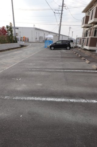 駐車場　駐車スペースもあります